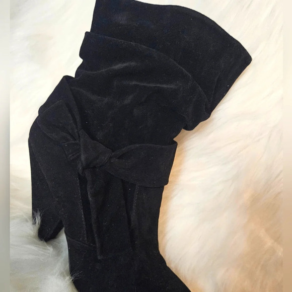 Venus Knotted Bow Slouchy Boots - Picture 2 of 7